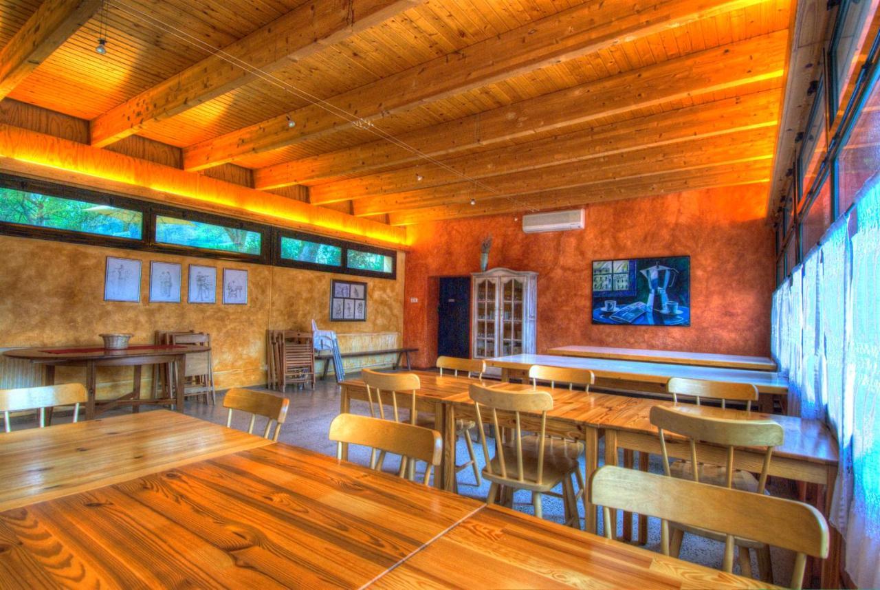 Mas Pages Hostel Sant Esteve De Guialbes Buitenkant foto